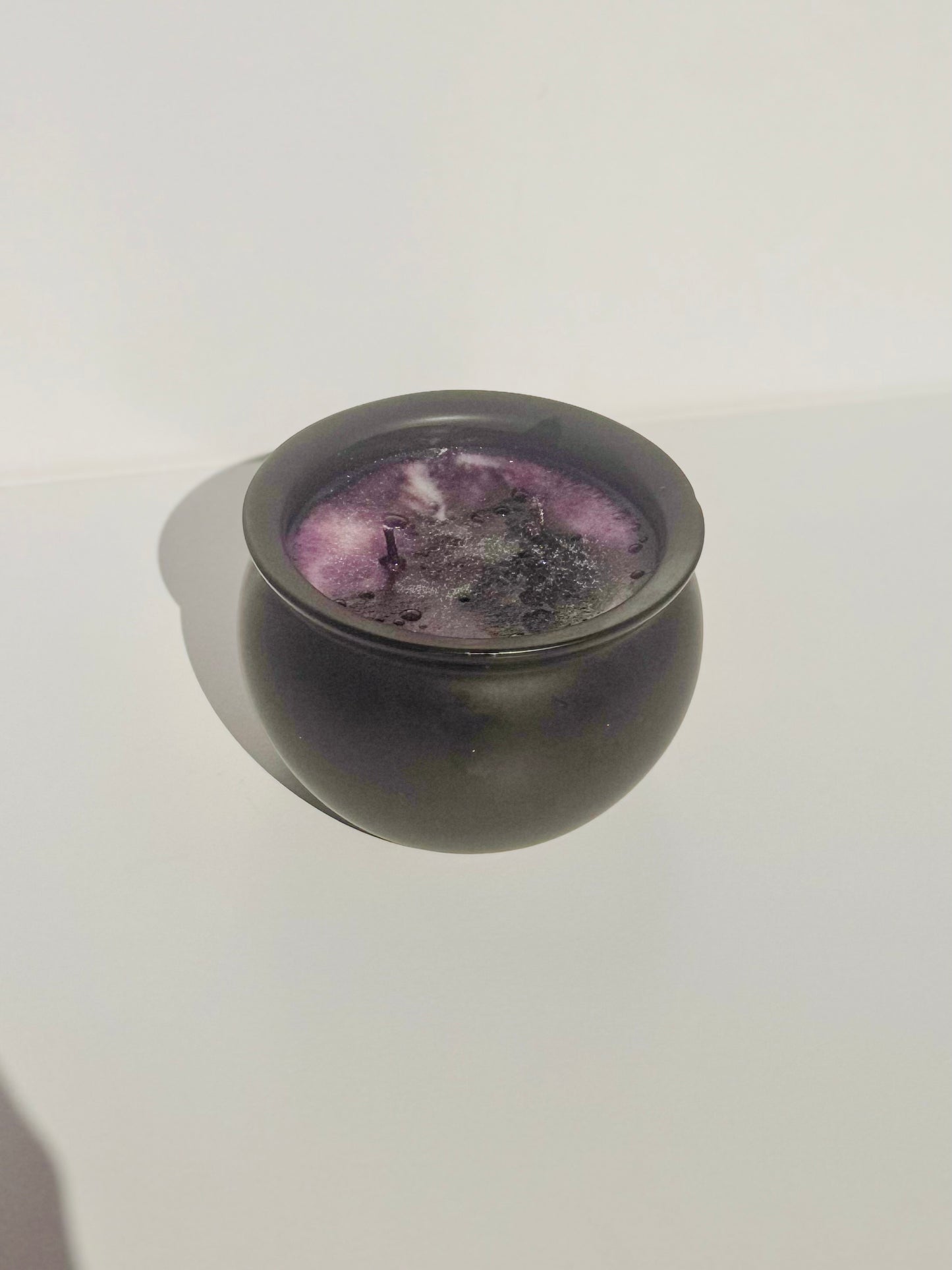 9 oz Cauldron Candle